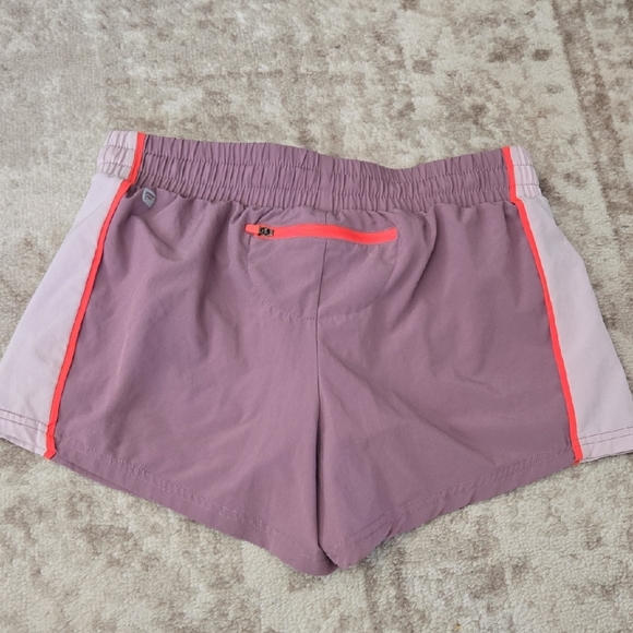 Fabletics Purple Athletic Shorts Lightweight Breathable Size Small - Picture 2 of 3